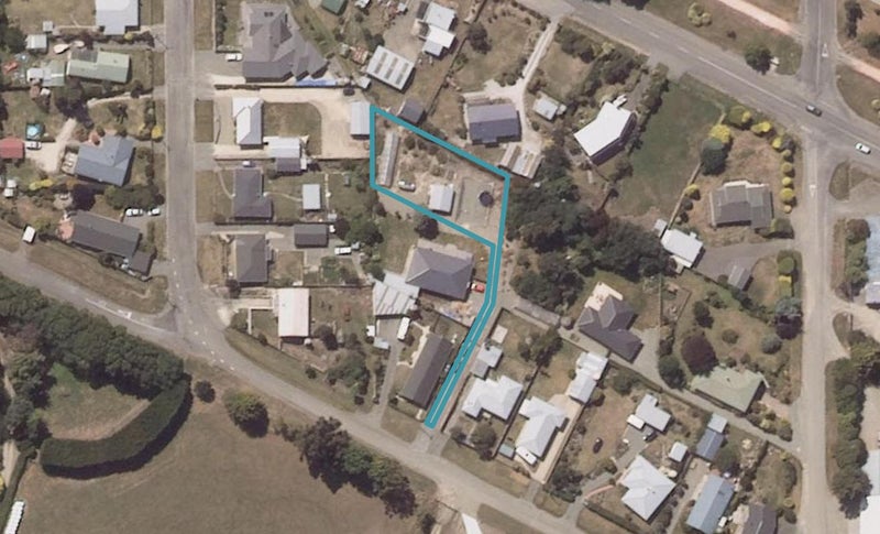 3B Sussex Street, Weston, Oamaru - Carousel 1