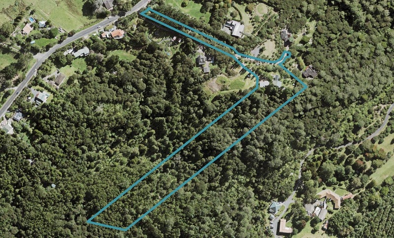 182 Forest Hill Road, Waiatarua, Auckland - Carousel 1