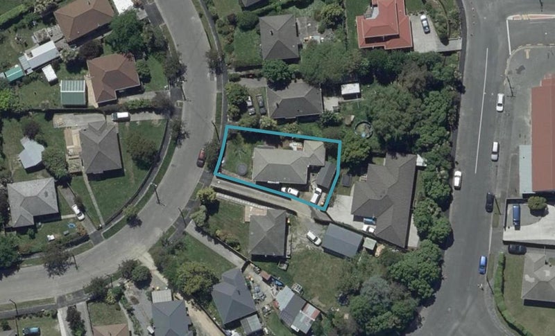 16 Bellbrook Crescent, Shirley, Christchurch - Carousel 1