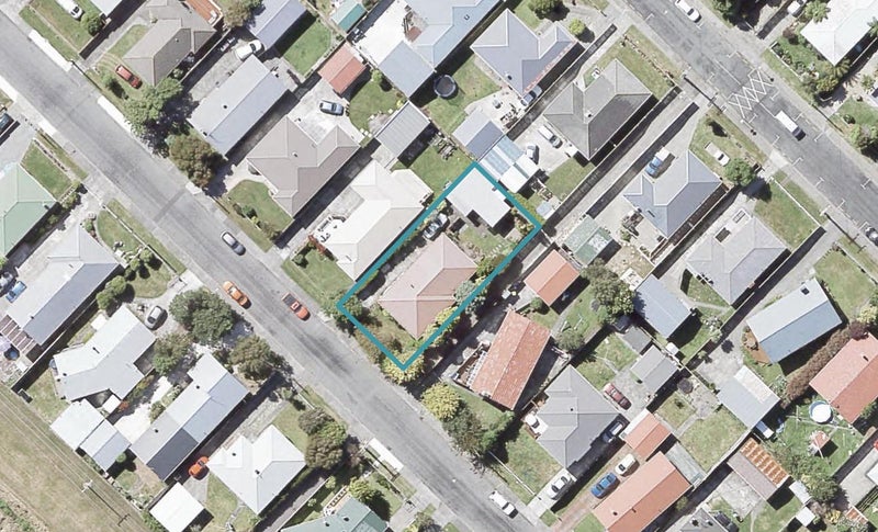 44 Karamu Crescent, Wainuiomata, Lower Hutt - Carousel 1