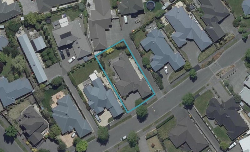 11 Birkdale Drive, Shirley, Christchurch - Carousel 1
