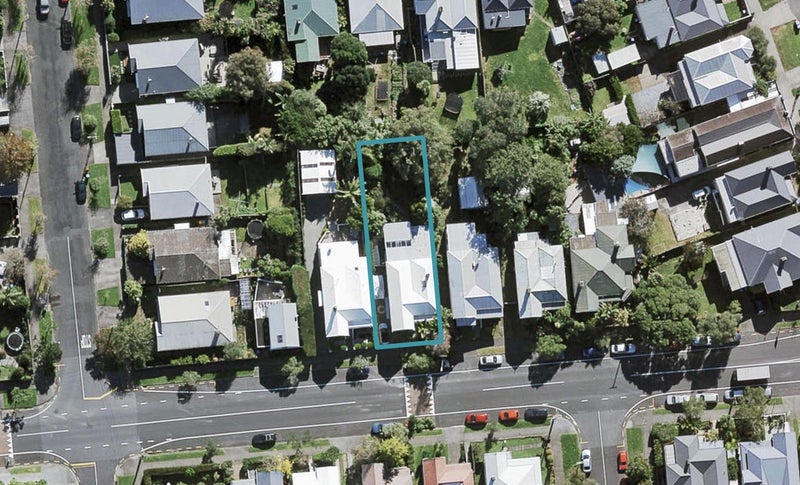 7 Cockburn Street, Grey Lynn, Auckland - Carousel 1