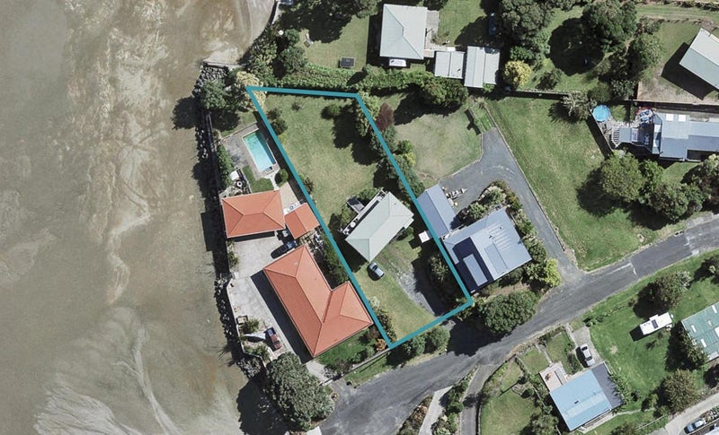 20 Keven Road, Pukekohe - Carousel 1