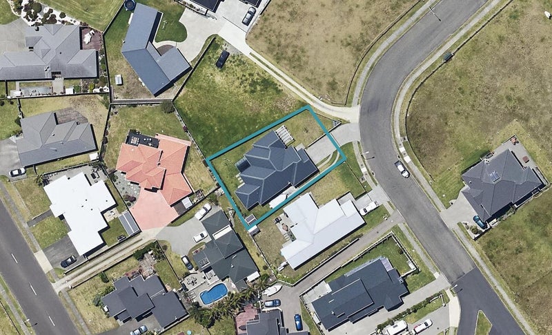 14 Anchorage Grove, Coastlands, Whakatane - Carousel 1