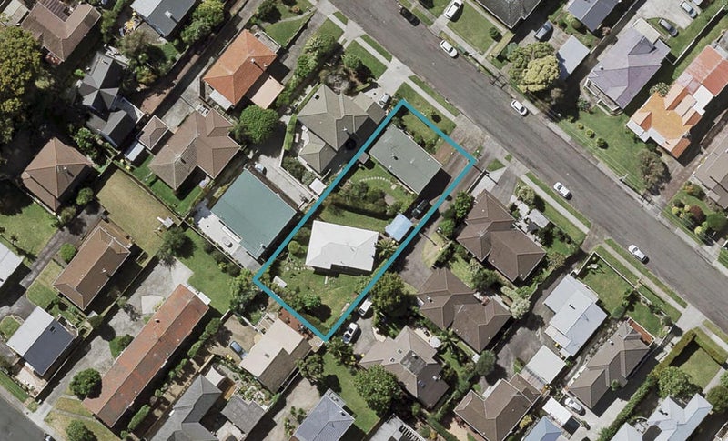 1/26 Corunna Road, Milford, Auckland - Carousel 1