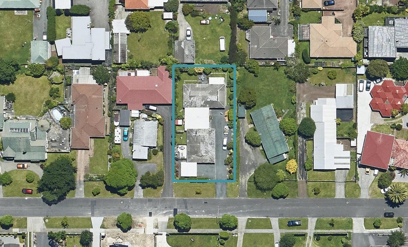2/9 Sumner Street, Glenholme, Rotorua - Carousel 1