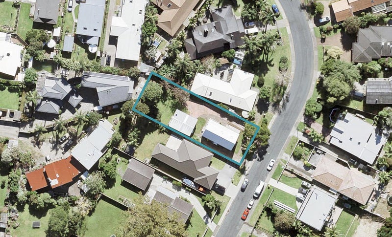 25 The Circle, Manly, Whangaparaoa - Carousel 1