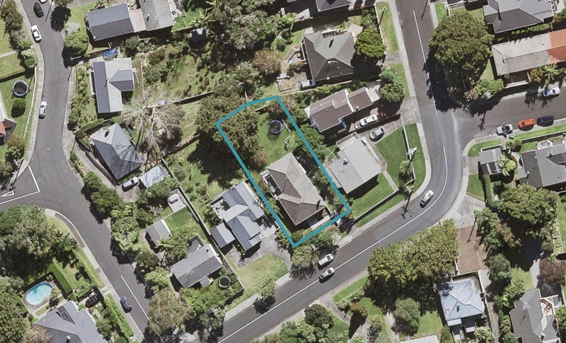 38 Roseberry Avenue, Birkenhead, Auckland - Carousel 1