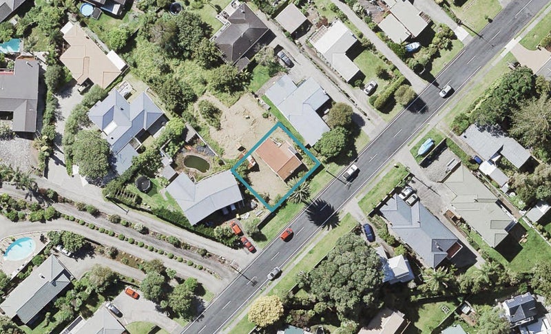 9A Arran Road, Browns Bay, Auckland - Carousel 1