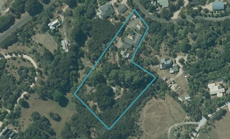 8 Lookout Road, Takaka - Carousel 1