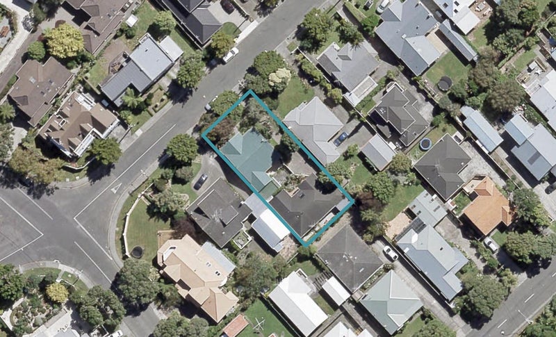 2/62 Totara Crescent, Woburn, Lower Hutt - Carousel 1
