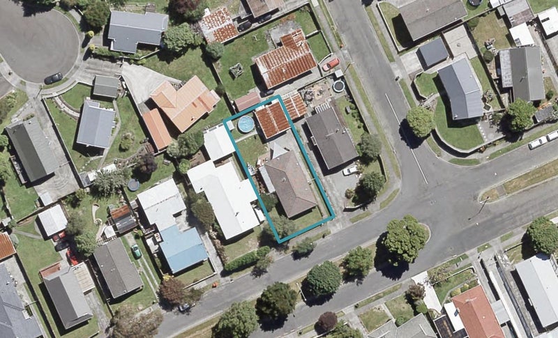 198 California Drive, Totara Park, Upper Hutt - Carousel 1