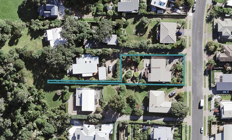 41 Kennedy Point Road, Surfdale, Waiheke Island - Carousel 1