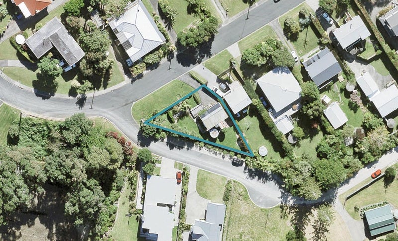 1A East Avenue, Manly, Whangaparaoa - Carousel 1