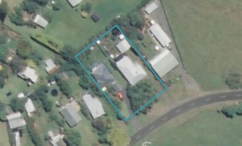 654 Waikawa Beach Road, Waikawa Beach, Levin - Carousel 1
