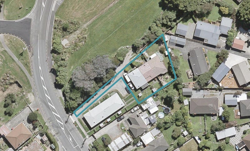 1/88A Moonshine Road, Trentham, Upper Hutt - Carousel 1