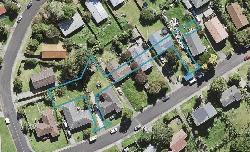 5 Te Urungamai Lane, Beach Haven, Auckland - Carousel 1