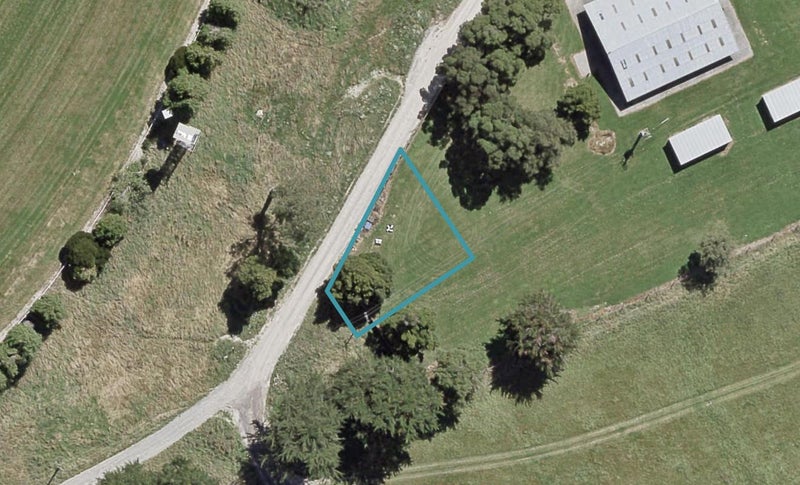 16 Orongomai Street, Wallaceville, Upper Hutt - Carousel 1