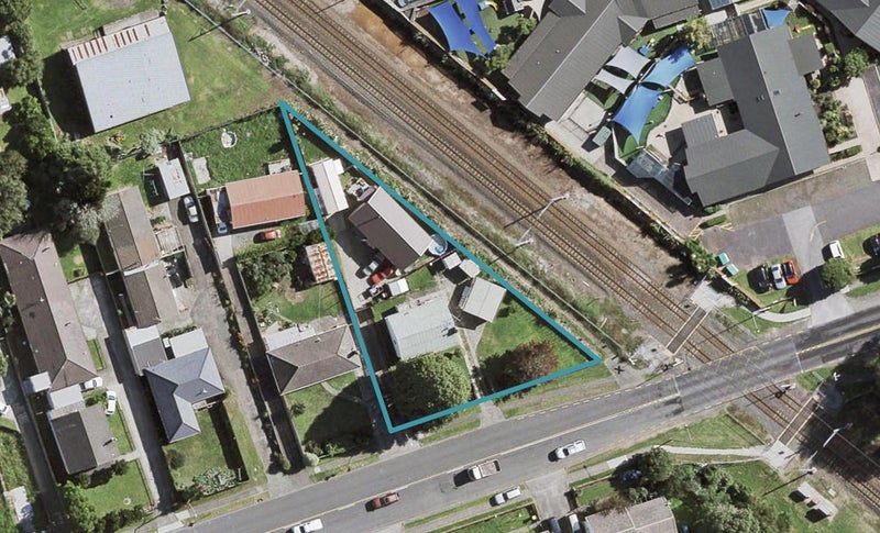1/12 Manuroa Road, Takanini, Auckland - Carousel 1