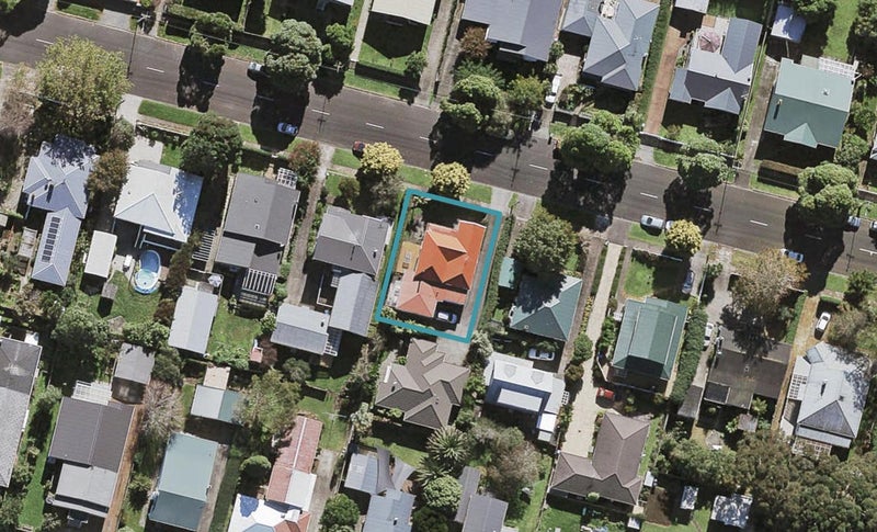 13 Kings Road, Mount Roskill, Auckland - Carousel 1