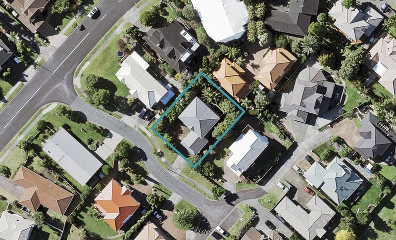 6 Covina Place, Somerville, Auckland - Carousel 1