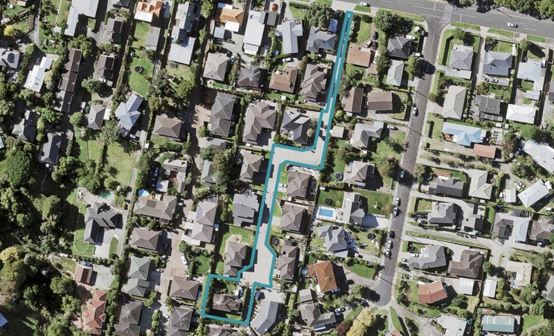 29F Paparoa Road, Cockle Bay, Auckland - Carousel 1