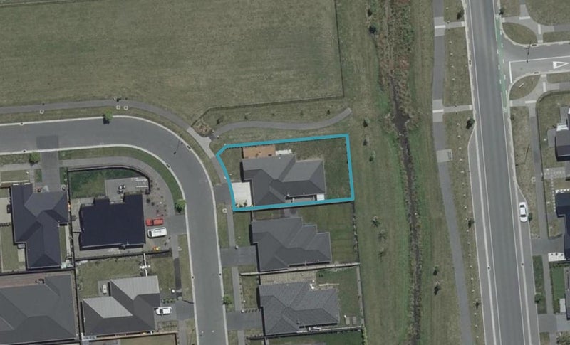 22 Katrine Drive, MARSHLAND, CHRISTCHURCH - Carousel 1