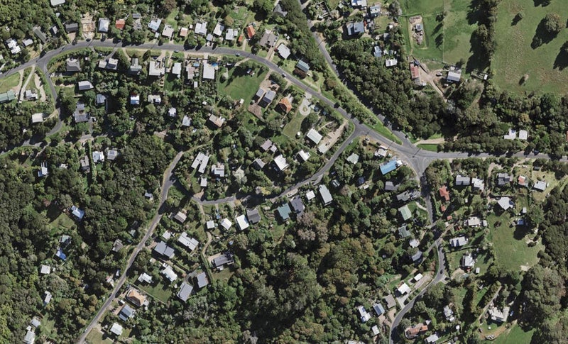 9 George Street, Surfdale, Waiheke Island - Carousel 1