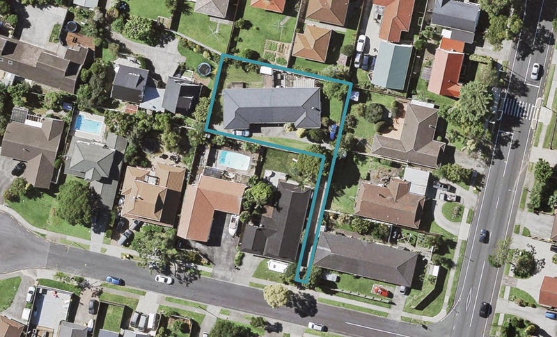 1/3 Skilling Place, Farm Cove, Auckland - Carousel 1