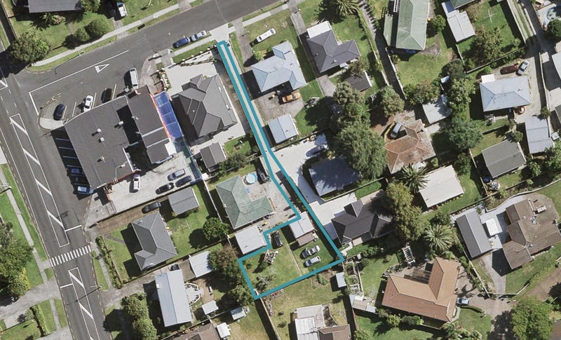 5A McQuarrie Avenue, Wattle Downs, Auckland - Carousel 1