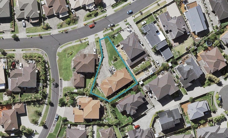 118 Killybegs Drive, Pinehill, Auckland - Carousel 1