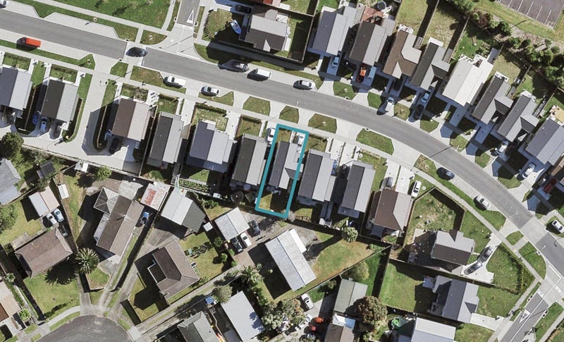 80 Kaimoana Street, Weymouth, Auckland - Carousel 1