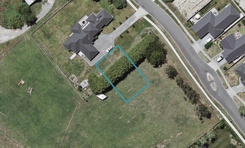 4 Matau Crescent, Frimley, Hastings - Carousel 1