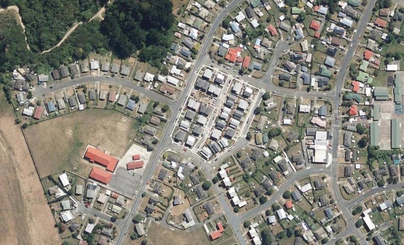 10 Perema Leasi Lane, Cannons Creek, Porirua - Carousel 1