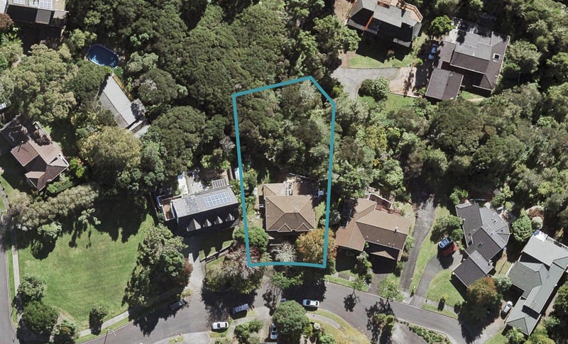 10 Homewood Place, Chatswood, Auckland - Carousel 1