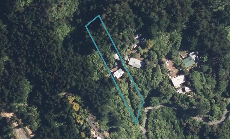38 Avro Road, Blue Mountains, Upper Hutt - Carousel 1