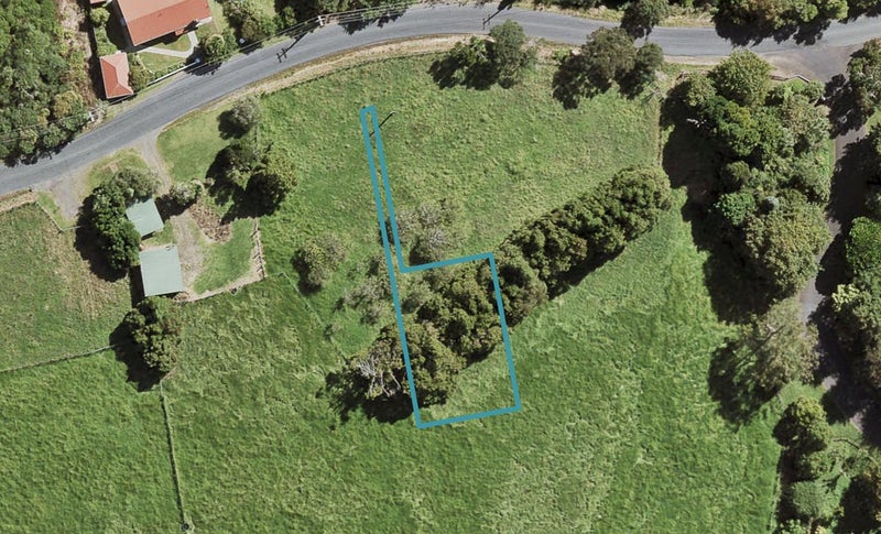 7B Babich Road, Henderson Valley, Auckland - Carousel 1