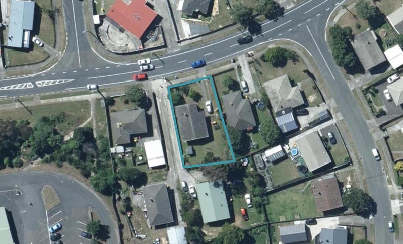 76 Driver Crescent, Cannons Creek, Porirua - Carousel 1