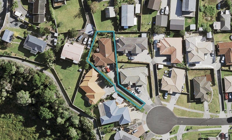 19 Eloise Place, Clendon Park, Auckland - Carousel 1