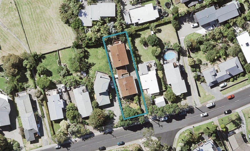 1/65 Knights Road, Rothesay Bay, Auckland - Carousel 1