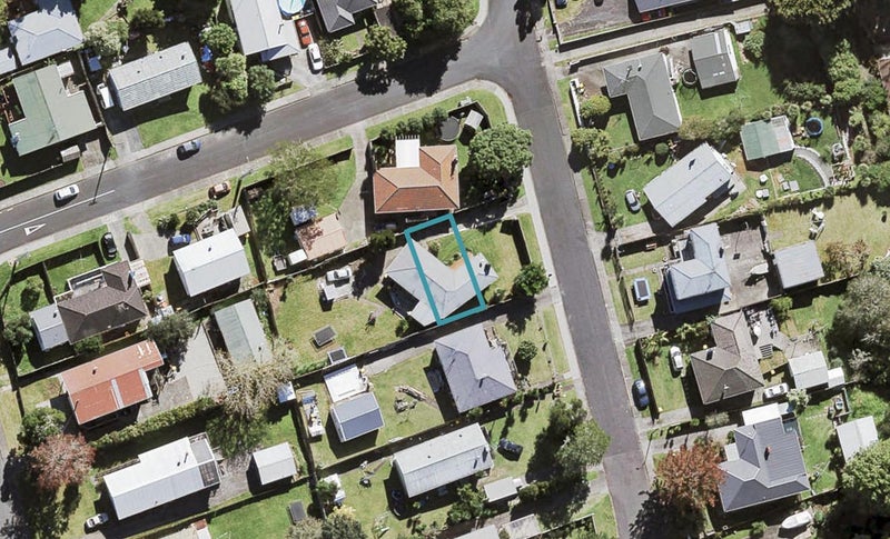 27B O'Donn Avenue, Beach Haven, Auckland - Carousel 1