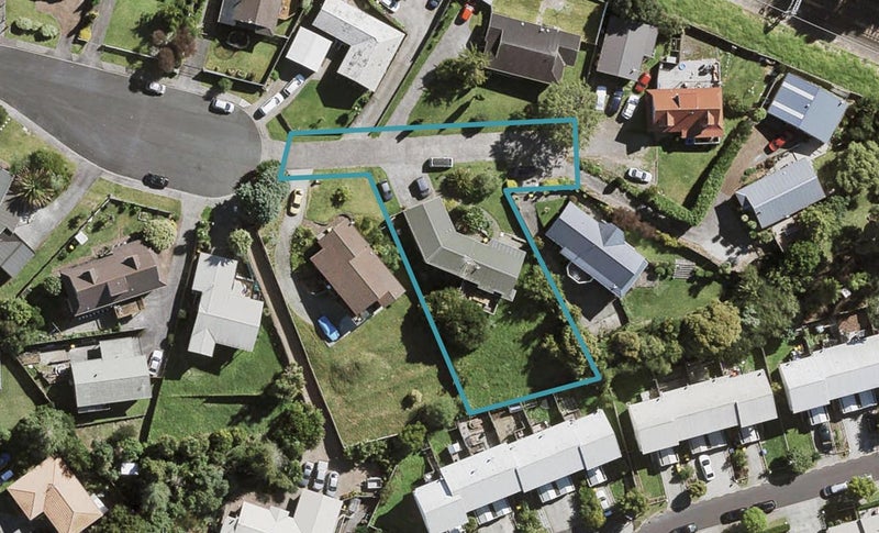 25 Miriam Corban Heights, Henderson, Auckland - Carousel 1