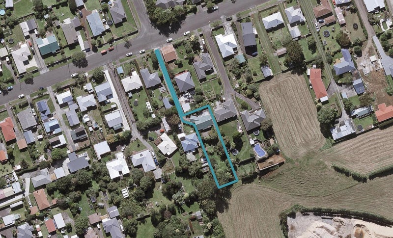 24B Cowling Road, Hurdon, New Plymouth - Carousel 1