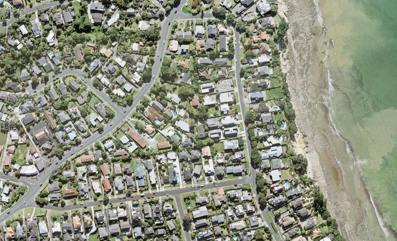 881 Beach Road, Waiake, Auckland - Carousel 1