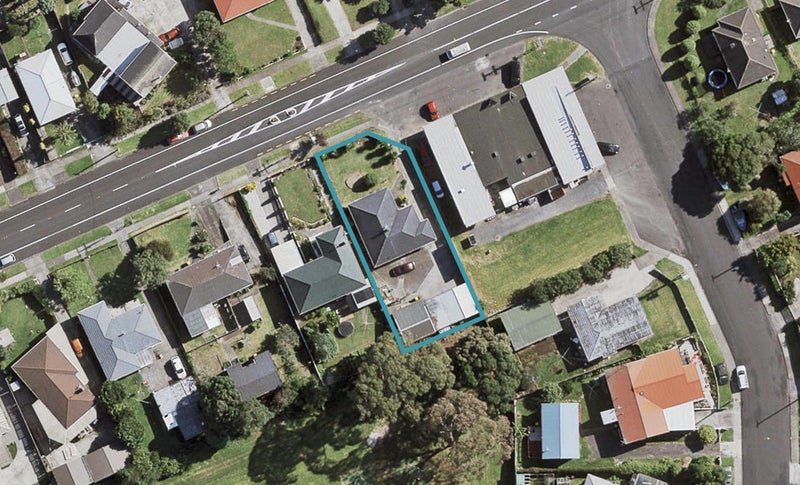 33 Myers Road, Manurewa East, Auckland - Carousel 1