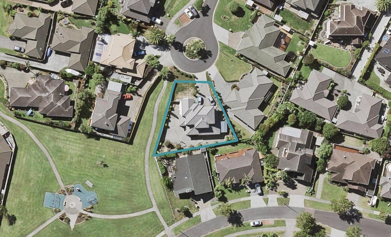 8 Gilnockie Close, East Tamaki Heights, Auckland - Carousel 1