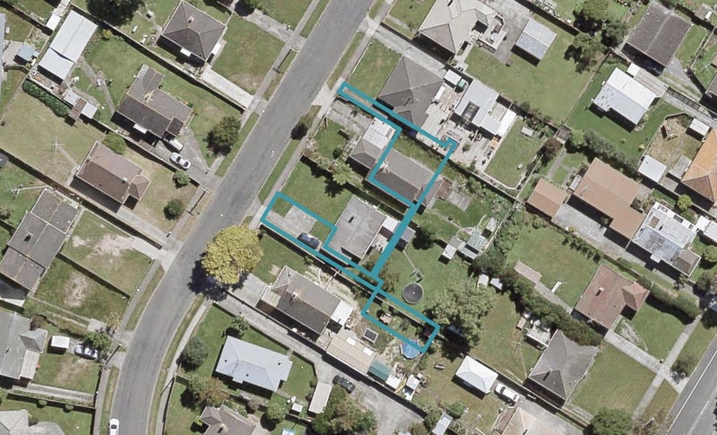 9/10 Biddle Crescent, Taita, Lower Hutt - Carousel 1