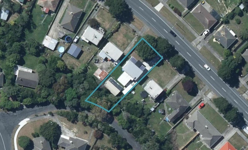58 Mungavin Avenue, Ranui, Porirua - Carousel 1