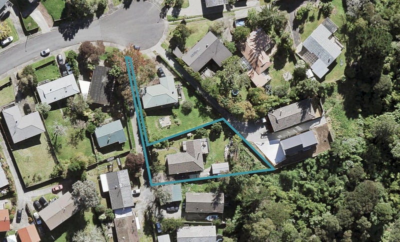 37 Japonica Drive, Beach Haven, Auckland - Carousel 1