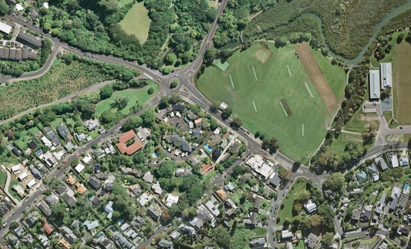 10/1 Shore Road, Remuera, Auckland - Carousel 1